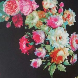 2XL Lularoe Lola floral skirt